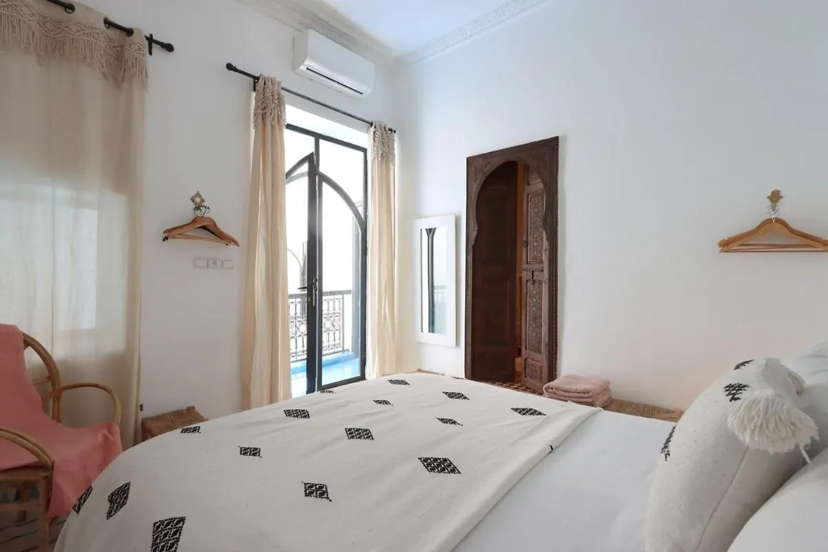 Riad La Girafe Blanche De Marrakech Marrakesh